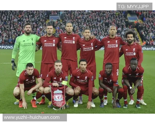 足球明星莱特的辉煌历程与成就揭秘